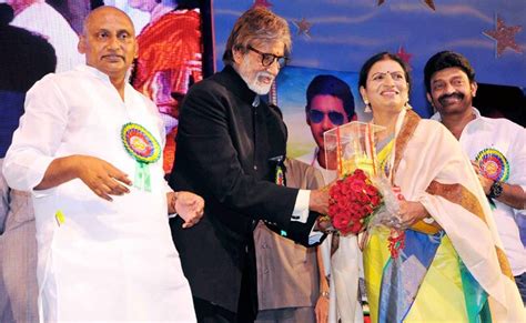 Big B Recieves The Ntr Award India Today