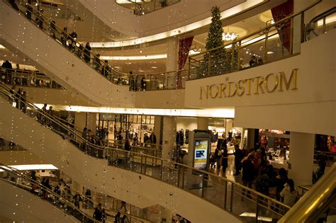 Westfield San Francisco Centre | Shopping in Yerba Buena, San Francisco