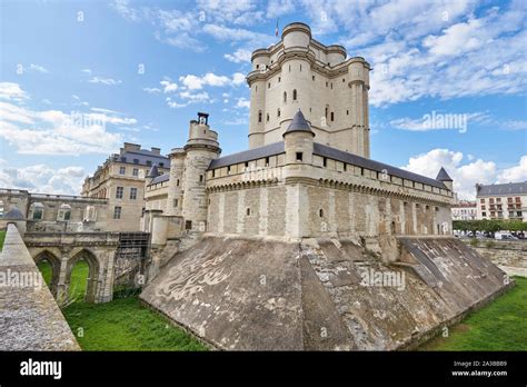 Vincennes Castle In Vincennes Paris France Stock Photo Alamy