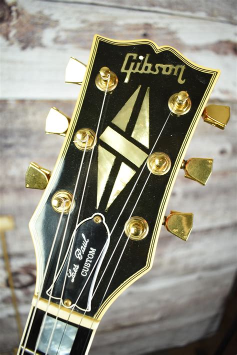 Gibson Les Paul Custom Headstock