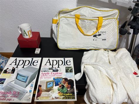 Apple - merchandise - In original box - Catawiki