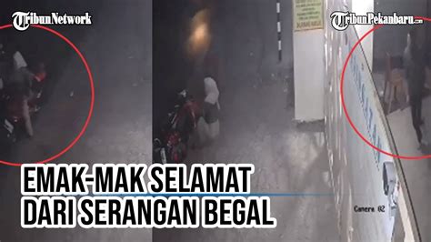 Detik Detik Emak Emak Berhasil Selamat Dari Serangan Begal Di Cikarang