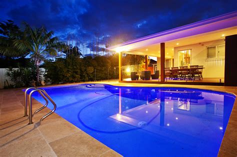 Led Pool Lighting Led Vs Halogen