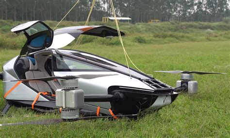 Xpeng Aeroht Prueba Sistema de Paracaídas en eVTOL para Aumentar Seguridad