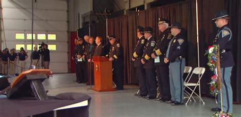 Memorial Ceremony Honors Fallen Officers Wish Tv Indianapolis News