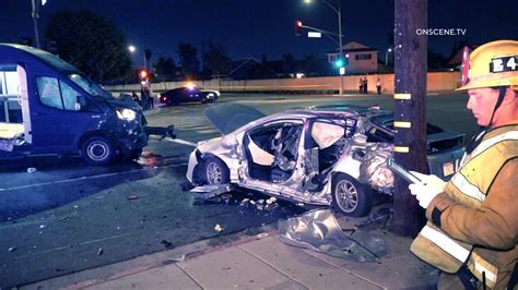 Woman Dies After Crash With Amazon Delivery Van In Anaheim Los Angeles Times