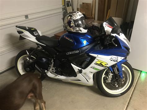 Crashed Fix Or Sell Suzuki Gsx R Motorcycle Forums Gixxer