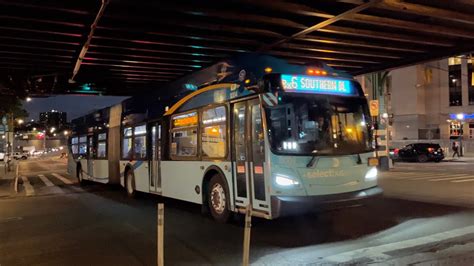 Nyct Bus New Flyer Xn On The Bx Select Bus Service At