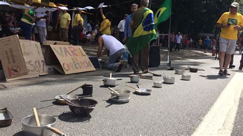 Energia Sustentavel Manifestantes Protestam Em Apoio Lava Jato Em