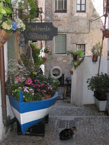 Alley In Isola Bella Ofer Fort Flickr