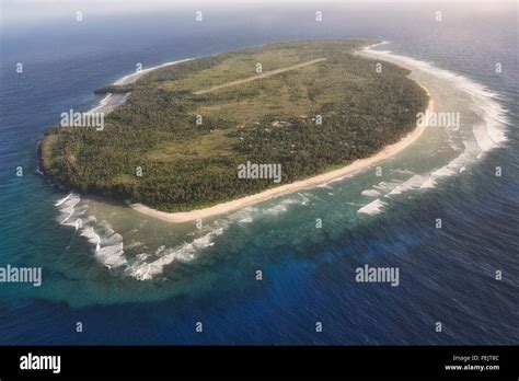 Ulithi Atoll Hi Res Stock Photography And Images Alamy