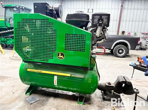 John Deere Ac2 20ghs Gas Powered Portable Air Compressor Bigiron Auctions