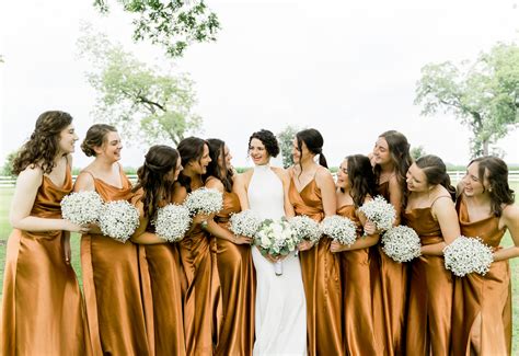 Metallic dresses add unexpected sparkle to easy, breezy Alabama wedding