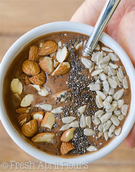 Chocolate Peanut Butter Smoothie Bowl Video