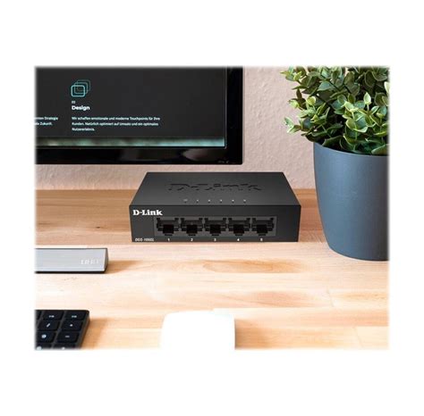 D Link DGS 105GL 5 Port Gigabit Metal Unmanaged Desktop Switch