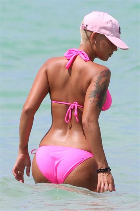 Event Snaps Amber Rose Shows Off Her Bikini Body