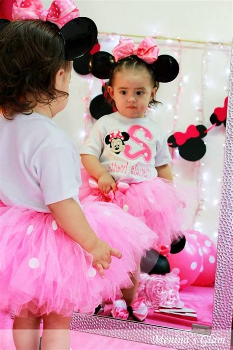 Minnie Mouse Photoshoot Idea For A Birthday Party