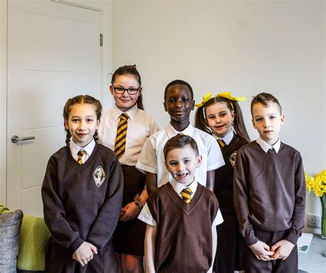 Pupils From St Francis Primary School Visit Laurieston Living