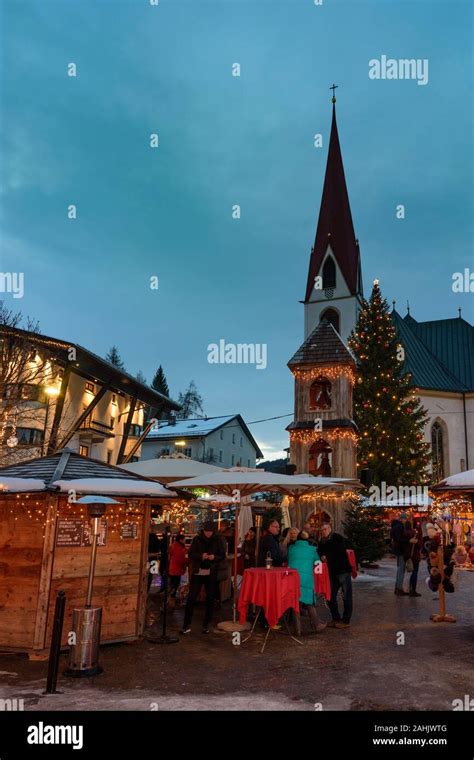 Seefeld In Tirol Square Dorfplatz Christmas Market Church Hl Oswald