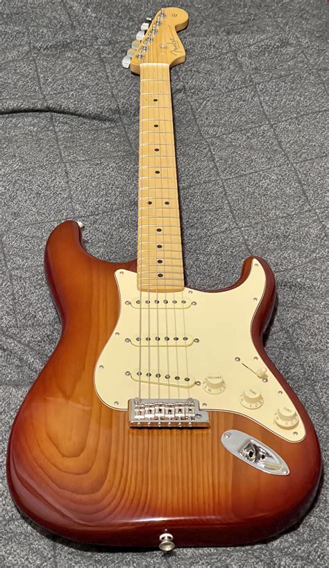 stratocaster fender