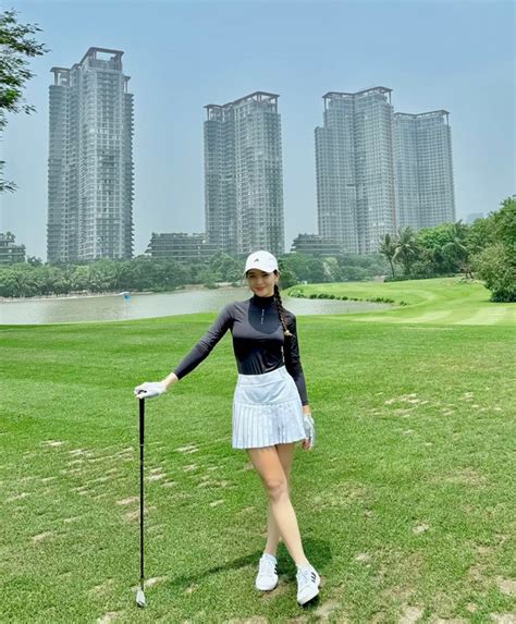 Hot Girl D N T C N I Ti Ng N M Tr C B Y Gi Ra Sao