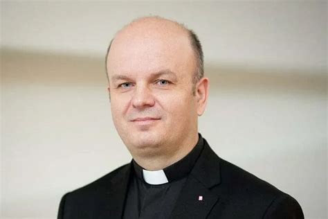 Papa Franja imenovao novog katoličkog biskupa za Srem IN Medija