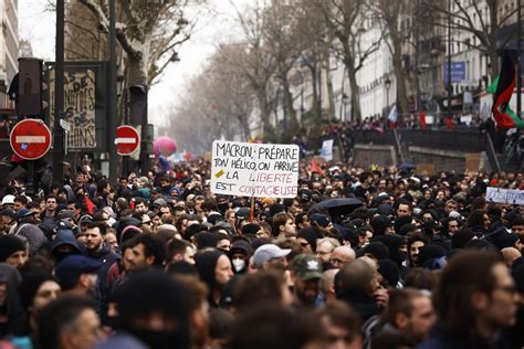 Wielkie protesty we Francji Ponad milion osób na ulicach kraju To