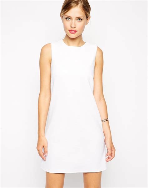 Tendances Robes Automne Hiver La Robe Blanche Minimaliste