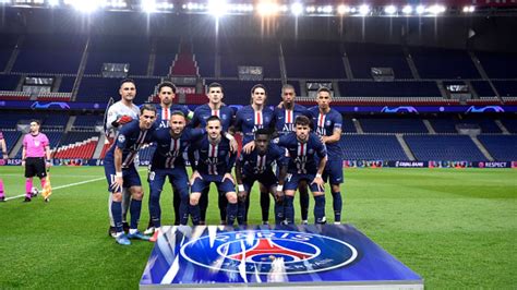 Três Jogadores E Um Membro Da Comissão Técnica Do Psg Testam Positivo