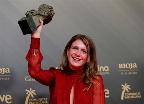 Premios Goya 2022 Clara Roquet Goya A La Mejor Dirección Novel Por