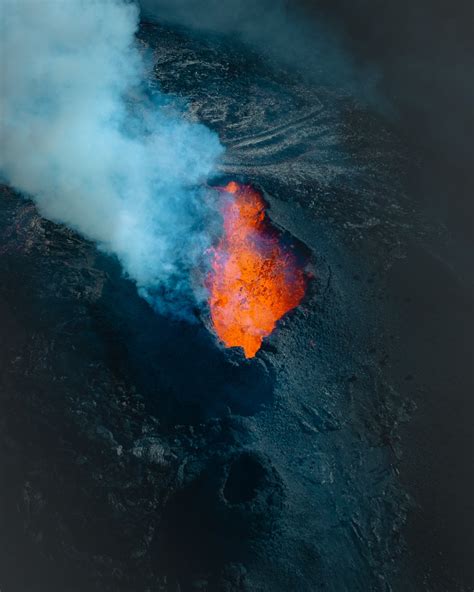 Photographing The Icelandic Volcanic Eruption — Airpixels Photography And Film