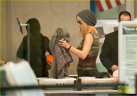 Photo Katy Perry Debuts Blonde Hair At Lax 01 Photo 2588693 Just Jared Entertainment News