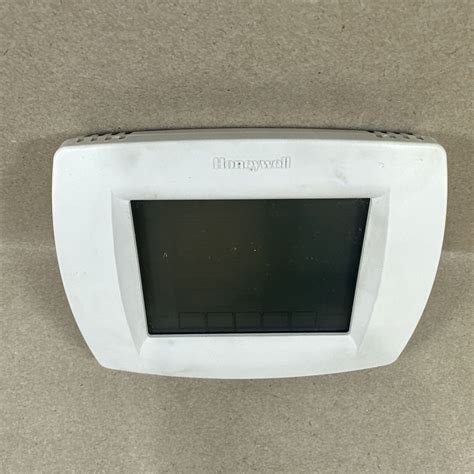 Honeywell Vision Pro 8000 Touchscreen Programmable Thermostat Th8320u1008 E75 Ebay