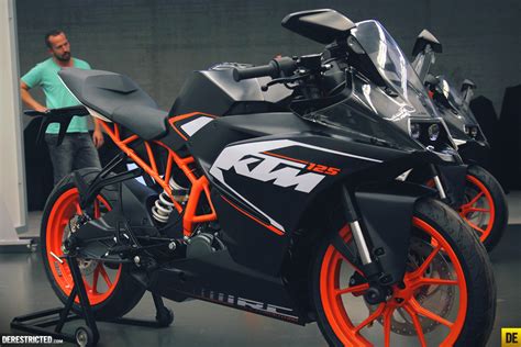 Ktm Bike Accessories India - Black Ktm Rc 125 - 1050x701 Wallpaper ...