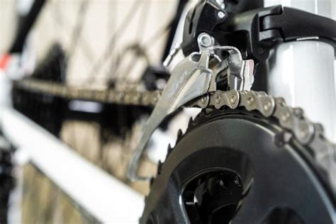 Tuto Comment régler un dérailleur mécanique avant Vélo Mag