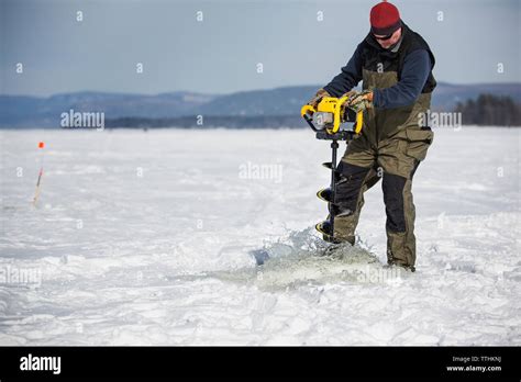 Drilling Ice Hi Res Stock Photography And Images Alamy