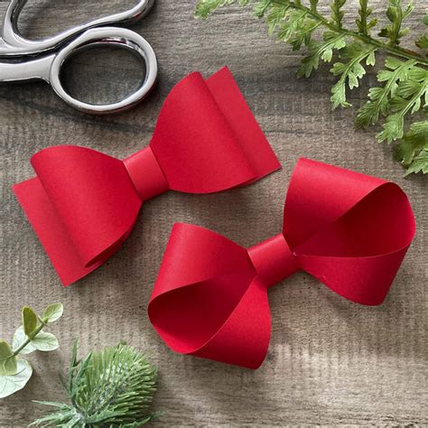 Two Easy Paper Bows Gift Wrapping Love