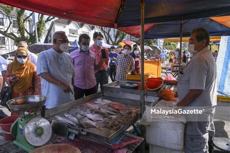 Suasana Pasar Pagi Sungai Long Selepas Pembukaan Semula Perniagaan