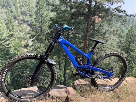 2020 YT Tues Twotone Blue Base For Sale