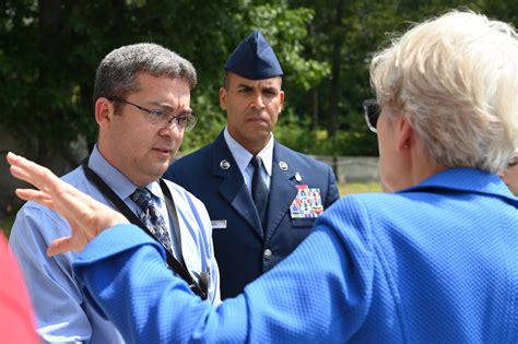 Senator Warren Visits Hanscom Afb Hanscom Air Force Base Article Display