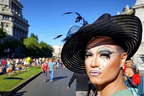 Transsexuelle Drag Queen Queer Petit Lexique De La Transidentité