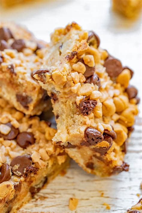 Peanut Butter Chocolate Chip Toffee Bars Averie Cooks