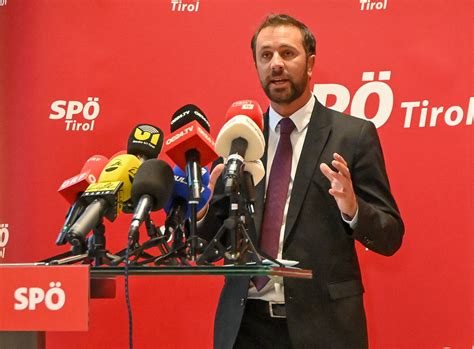 SPÖ-Politiker muss nach Jagd-Foto mit Signa-Gründer René Benko