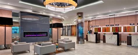 Edmonton Hotel Reviews | Delta Hotels Edmonton Centre Suites