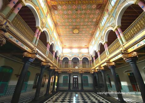 Hopping through heritage Chettinad houses in Karaikudi - The Revolving ...