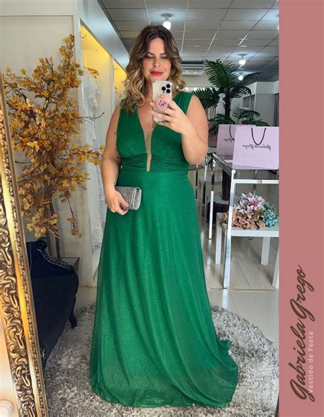 Vestido Longo Verde Esmeralda Plus Size Tule De Brilho Decote