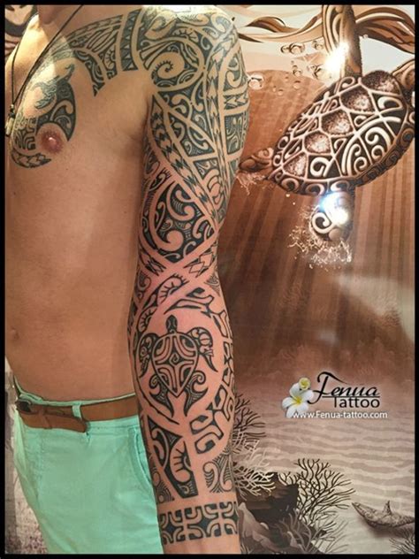 Tatouage Polynesien Sur Le Bras Ou L Epaule Tatouage Polyn Sien