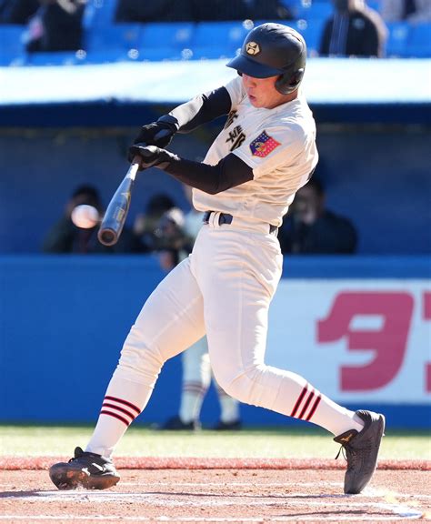 【明治神宮大会】作新学院 関東第一を破り、終盤の逆転で初の決勝進出。1年菅谷勝ち越し打 アマ野球写真ニュース 日刊スポーツ