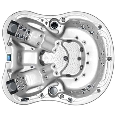 The Best Dual Lounger Hot Tubs You Can Buy In North Carolina