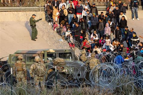 Mujer Entró En Labor De Parto Mientras La Guardia Nacional Armada